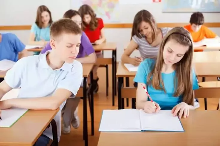 20 Different Types of People you Meet in College 22 people you meet in college
