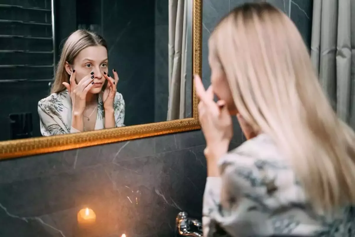 The Top Tips on How to Not Feel Insecure 7 How to exfoliate face