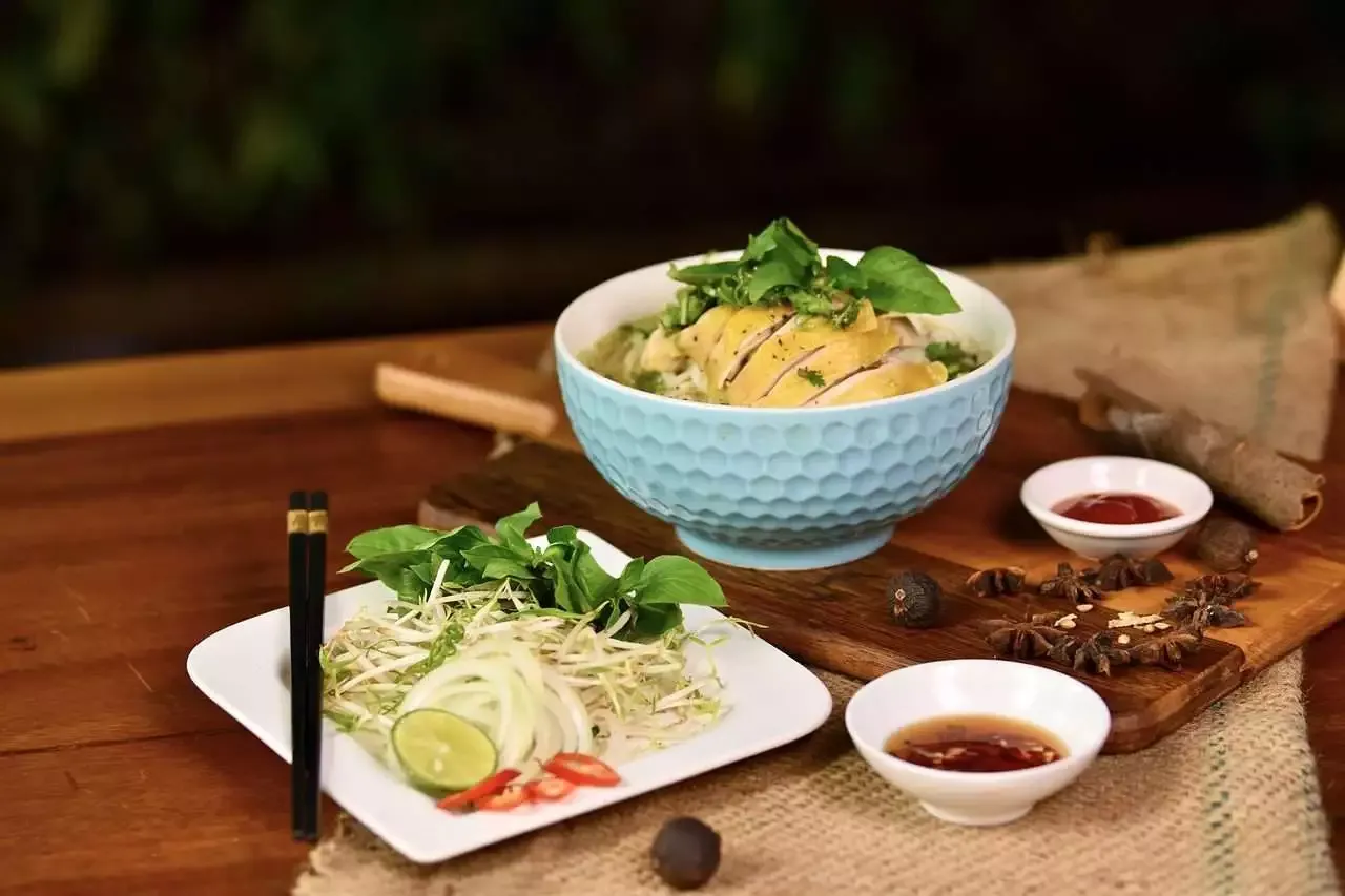 15 Quick and Delicious Crockpot Chicken Recipes 8 Chicken noodles soup