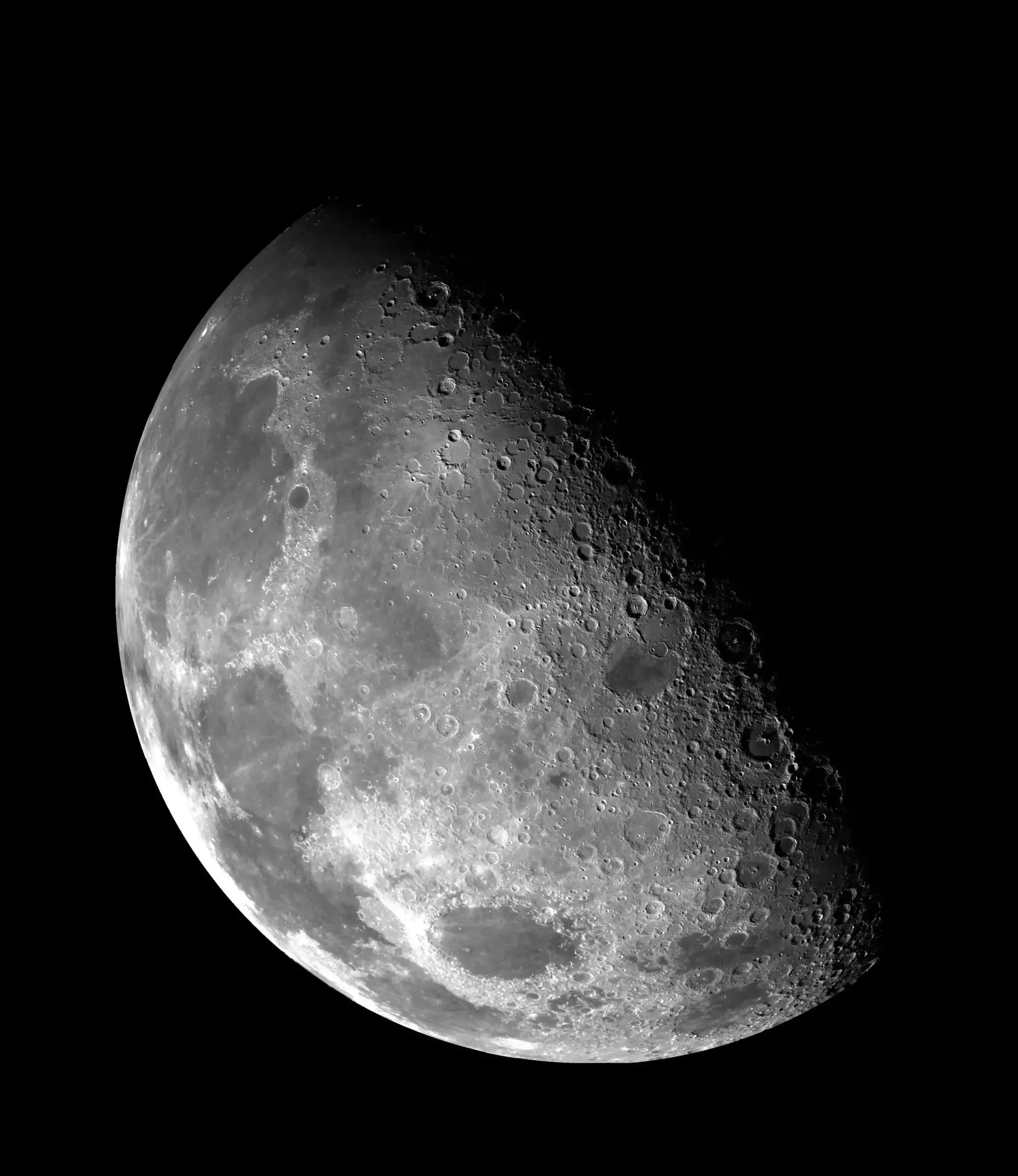 Why Do We Only See One Side Of The Moon? 27 Amazing Facts You Must Know! 7 Why do we only see one side of the moon