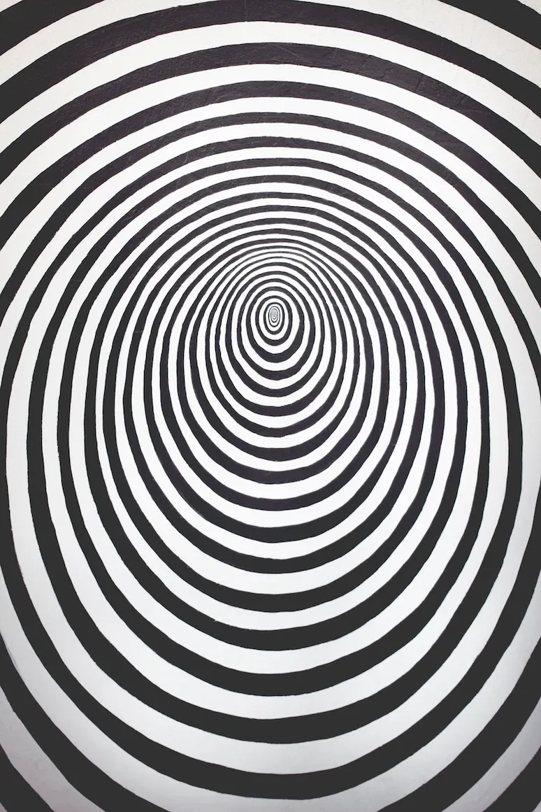 An Amazing Guide To Optical Illusion Art 10 Optical illusion