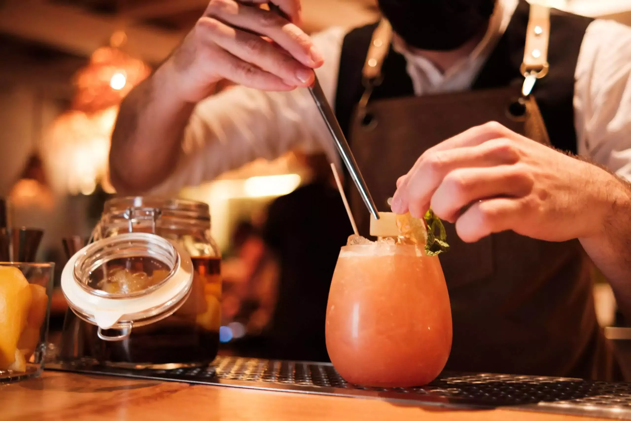 How to Make an Old-Fashioned Drink? 4 New Variations of this Classic Cocktail 9 how to make an old-fashioned drink