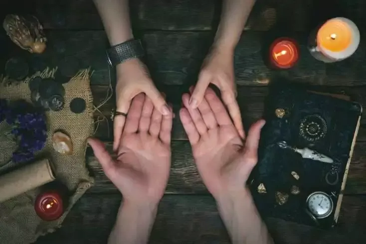 What Does Your Hand Say About You? A Bit of Palmistry! 10 What Does Your Hand Say About You? A Bit of Palmistry! 2