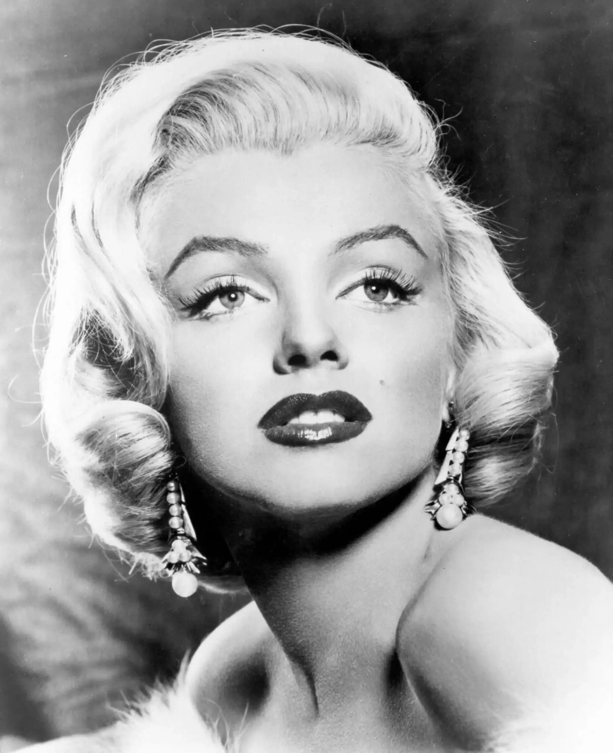 Death, Be Not Proud. 7 Beautiful Marilyn Monroe