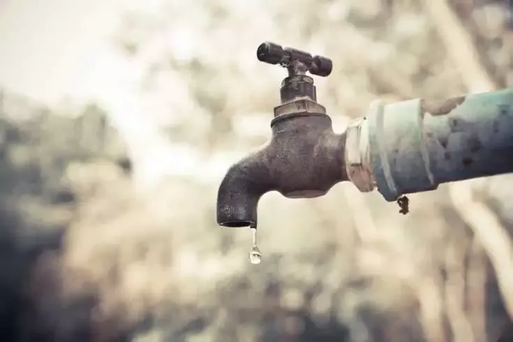 War of the Water. 9 Shortage of water supply