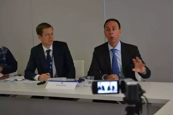 Will Travel Barriers Become Lower in Latin America? 8 Peter Cerda