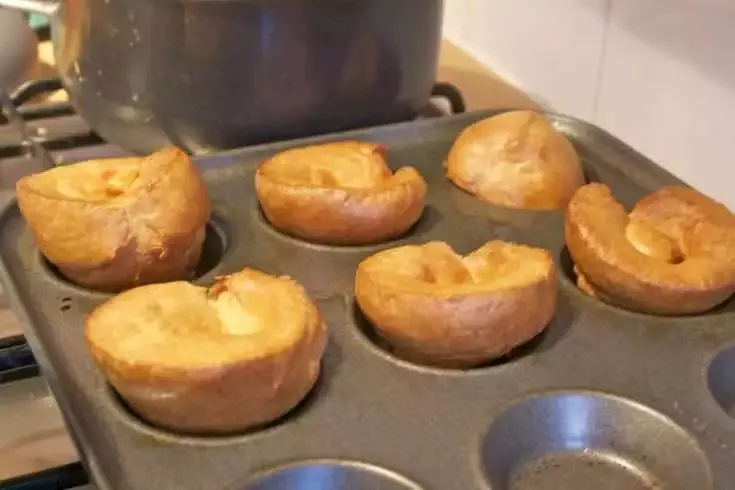 Make a Perfect Yorkshire Pudding Recipe In 6 Steps 9 yorkshire pudding recipe