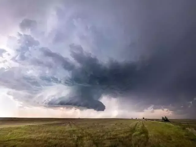 How Do Tornadoes Form: 8 Astounding Facts About Tornadoes 8 How do tornadoes form