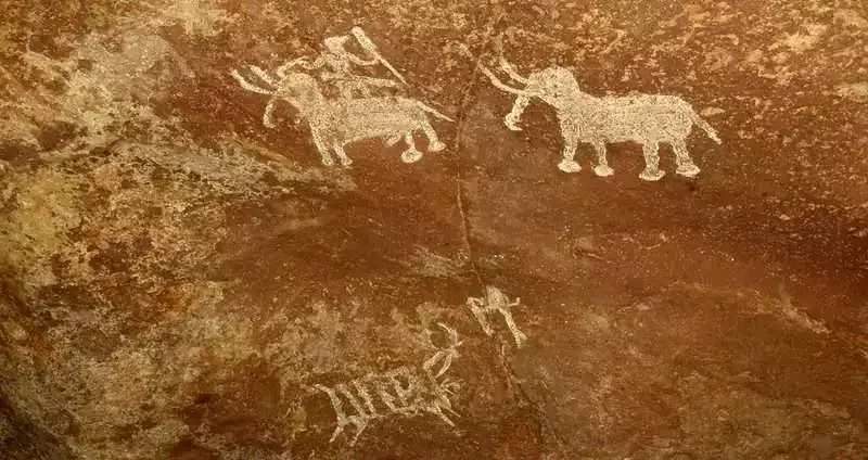 Bhimbetka Caves- 11 Things You Need To Know About The Famous Site 10 Bhimbetka Caves- 11 Things You Need To Know About The Famous Site 3