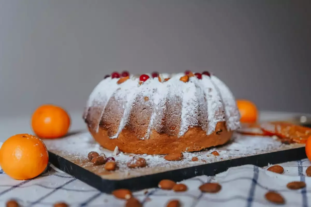 9 Perfect Pound Cake Recipes for You to Bake! 11 pound cake
