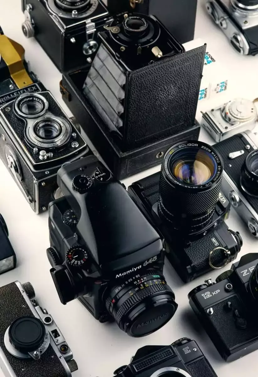 When Was The First Camera Invented?: 9 Visionary Cameras That Developed Over The Years 8 Types of cameras