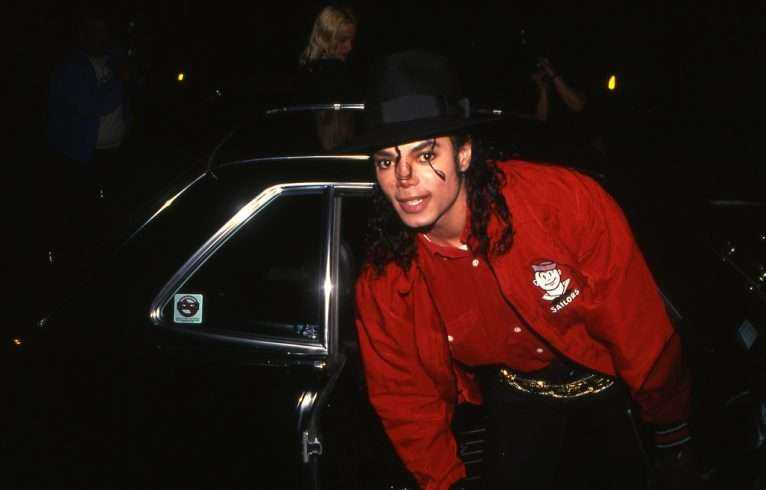 5 Mysterious Celebrity Deaths 10 Michael Jackson