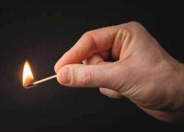 5 Magic Tricks to Learn in the Blink of an Eye 10 matchstick