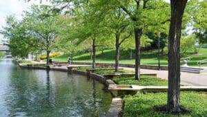 Indianapolis Canal Walk History: 9 Attractions 10 White River State Park, Indianapolis Canal Walk