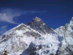 Curious World: 7 Natural Wonders of The World 9 Mount Everest- The 7 Natural Wonders of The World