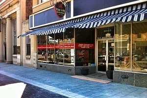 Indianapolis Canal Walk History: 9 Attractions 15 Red Lion Grog House, Indianapolis