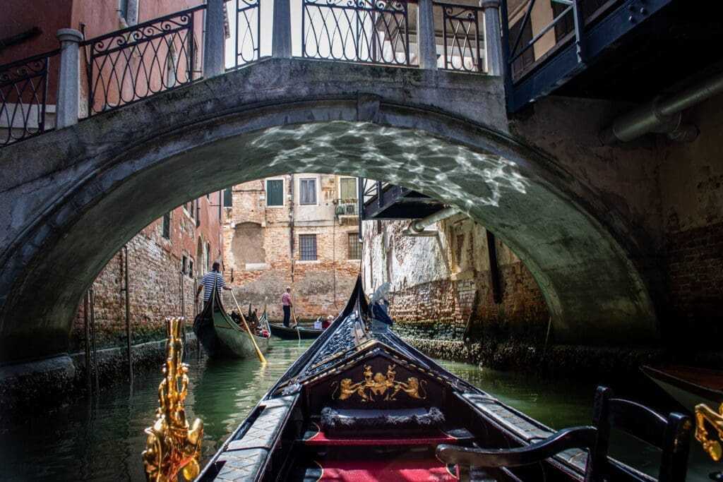 30+ Amazing Facts About Italy! 23 facts about italy