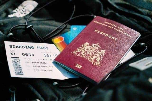 15 Most Helpful Travel Hacks You Should Know! 14 travel hacks