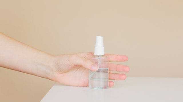 15 Most Helpful Travel Hacks You Should Know! 13 travel hacks