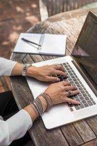 Check Out The Top 10 Russian Translation Services! 9 Translating