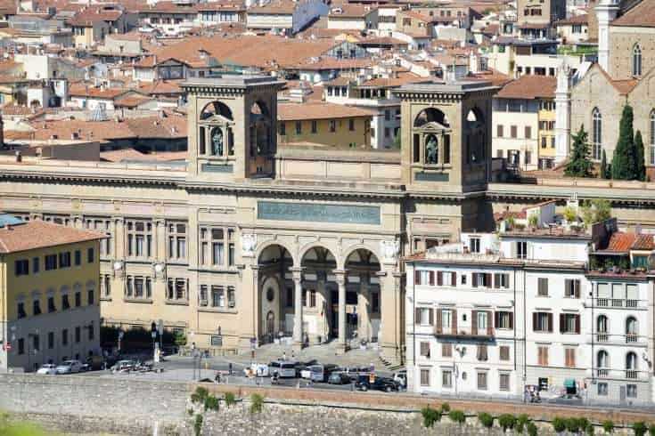 Top 10 Amazing Libraries Around The World 14 Top 10 Amazing Libraries Around The World 9