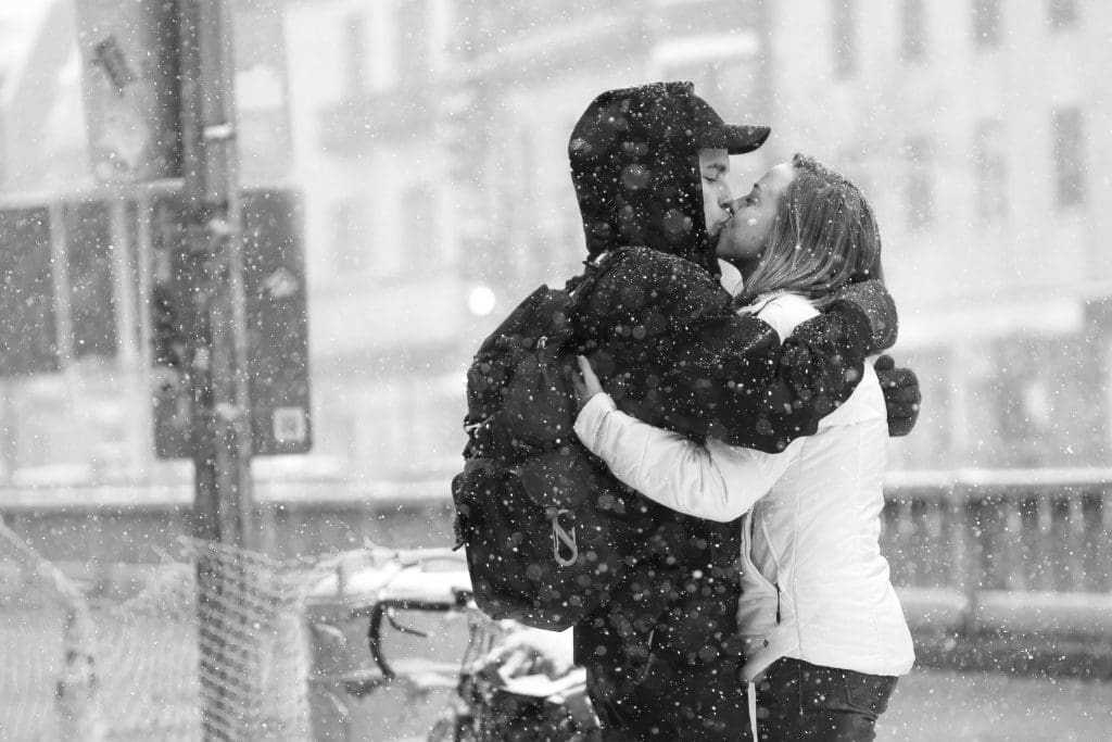 What Are the Best 5 Love Languages in Relationships? 10 couples spending quality time.