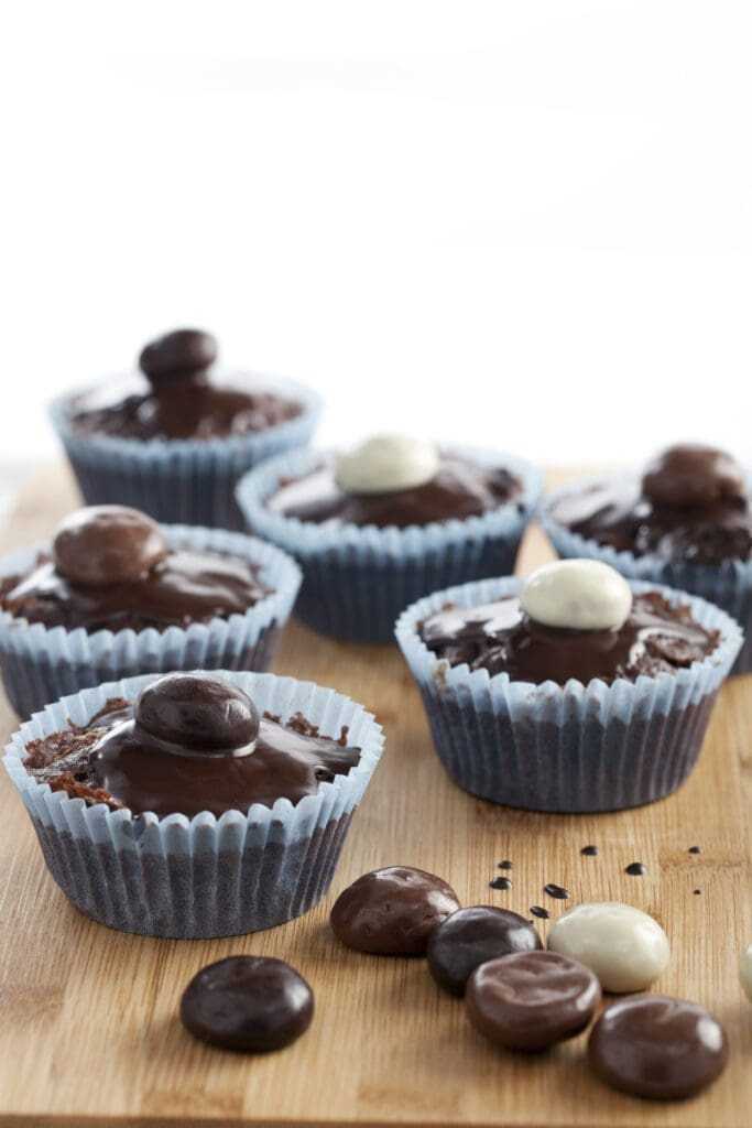 How to Make Chocolate Cupcakes: 7 Best Easy-Breezy Steps 11 How to Make Chocolate Cupcakes: 7 Best Easy-Breezy Steps 7