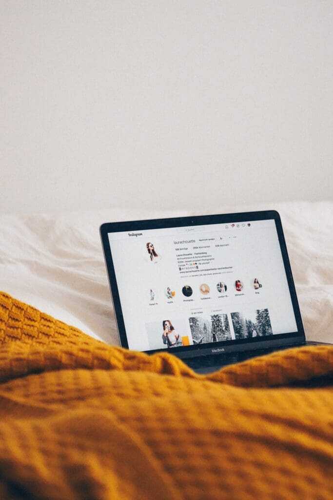 How to Make Money Online as a Teenager: Top 7 Best Online Jobs 11 How to Make Money Online as a Teenager: Top 7 Best Online Jobs 7