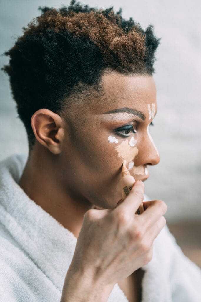How to Do Makeup at Home (Best Guide of 2022) 11 Applying concealer