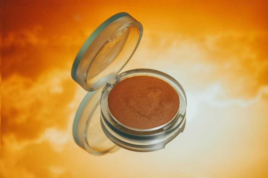 How to Do Makeup at Home (Best Guide of 2022) 13 Bronzer