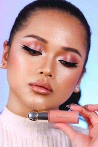 11 Reasons Why Women Wear Makeup - Insecurity Or Talent? 9 Hair and Makeup