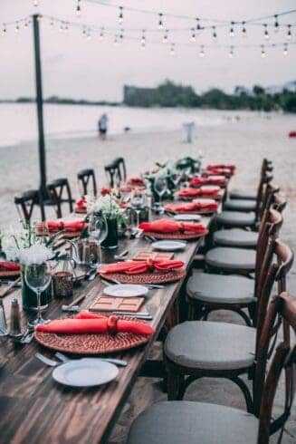 What Is a Destination Wedding: 5 Great Facts 10 Save on decor