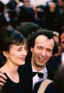 THE SPOTLIGHT 3 Roberto Benigni and Nicoletta Braschi as Guido and Dora