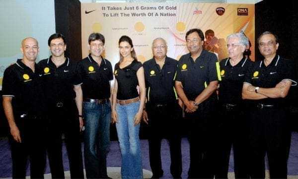 Some Interesting Facts About Bollywood’s Favourite Girl – Deepika Padukone. 4 Some Interesting Facts About Bollywood’s Favourite Girl – Deepika Padukone. 4