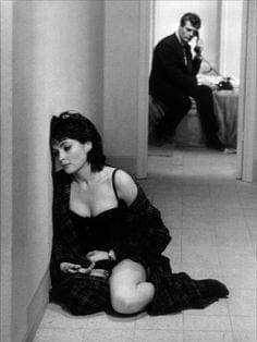 Contemplating a Good Old Italian Movie..... 13 Marcello calling up the heiress right after consoling his lover of his faithfulness