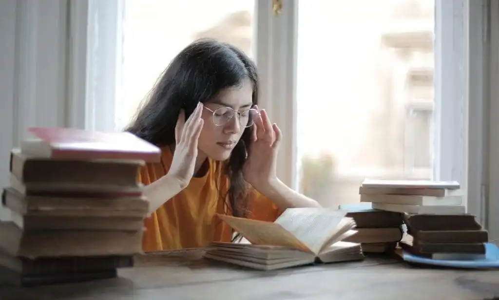 What Are The Teenage Issues Today And How To Overcome? 10 What Are The Teenage Issues Today And How To Overcome? 3