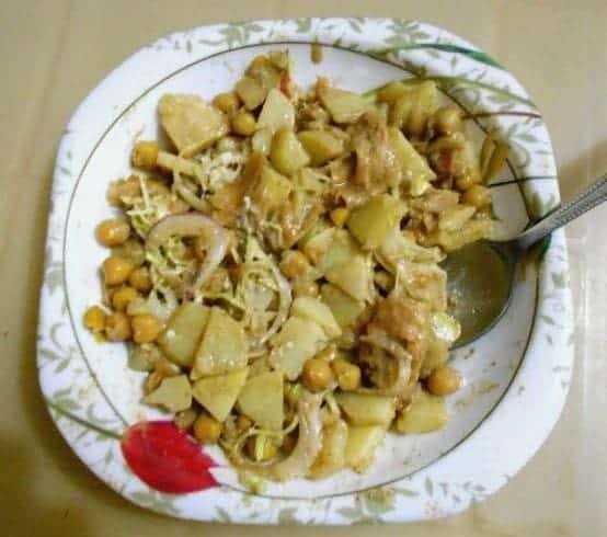 15 New Delhi Famous Food You Must Try 11 15 New Delhi Famous Food You Must Try 7