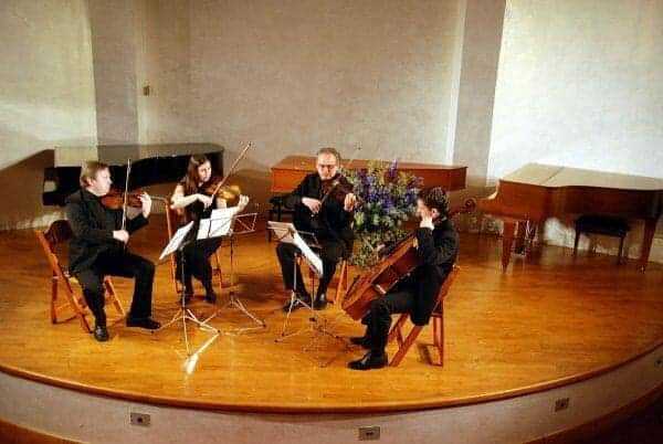 Fiddle vs. Violin - 9 Important Differences You Must Know 11 String Quartet - fiddle vs. violin