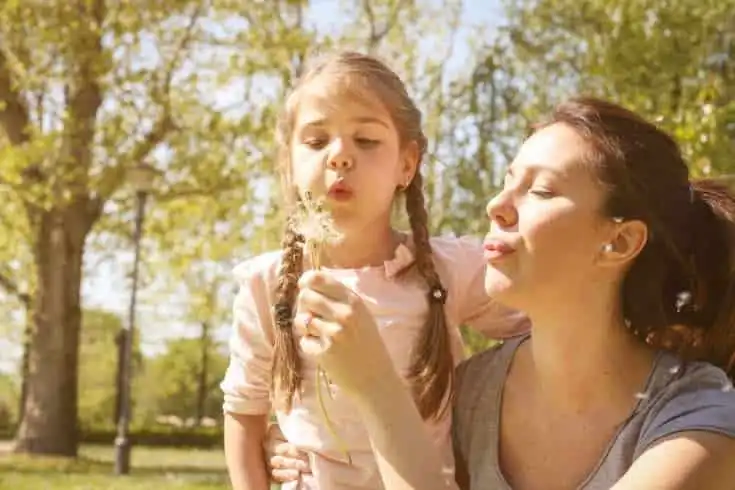 Single Parent Family: The Top 5 Challenges Faced By Them 11 Single Parent Family: The Top 5 Challenges Faced By Them 4