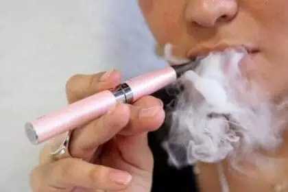 5 Reasons To Switch To E-Cigarettes and Leave Smoking 16