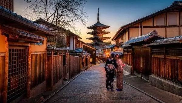 Top 13 Incredible Tourist Attractions in Japan 4