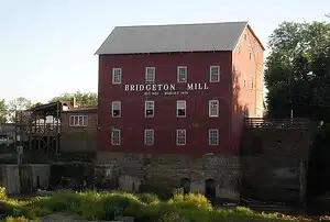 7 Best Places to Enjoy the Covered Bridge Festival 11 Covered bridge festival
