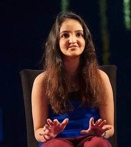 10 Inspirational Speakers you Should Definitely Listen To! 16 inspirational speakers