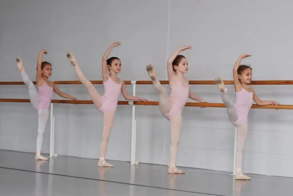 26 Interesting hobbies for kids 13 Dance