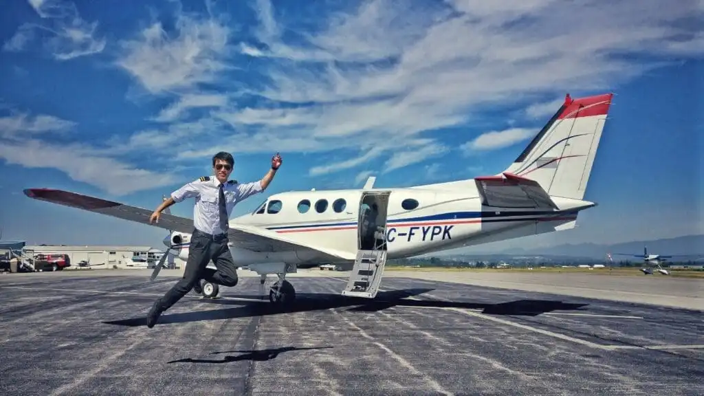 How to Become a Pilot: Best 101 Guide 10 How to Become a Pilot: Best 101 Guide 6