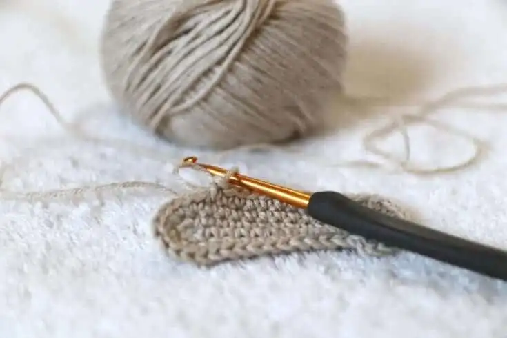 How To Crochet- An Easy Guide To Learn Crochet With 7 Very Simple Steps! 9 How to crochet