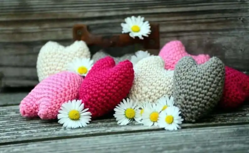 How To Crochet- An Easy Guide To Learn Crochet With 7 Very Simple Steps! 18 how to crochet