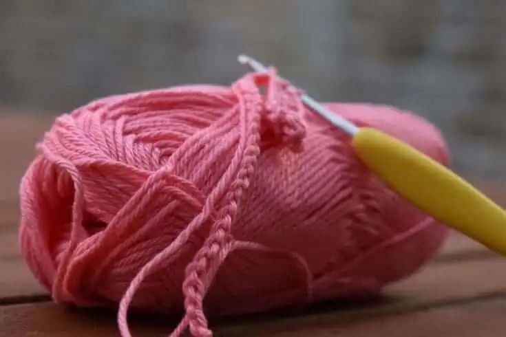 How To Crochet- An Easy Guide To Learn Crochet With 7 Very Simple Steps! 16 how to crochet