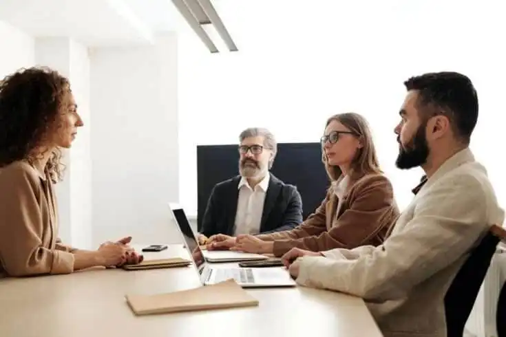 What Not to Wear to An Interview: 10 Things to Avoid to Look More Professional 8 What Not to Wear to An Interview: 10 Things to Avoid to Look More Professional 3