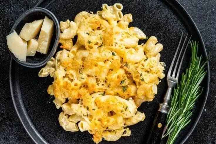 Vegetarian Dinner Ideas: 10 Quick and Easy Vegetarian Dinner Recipes You Can Try Today! 16 Baked Macaroni Mac and cheese American dish with Cheddar cheese